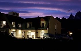 Hotel Lago Del Desierto